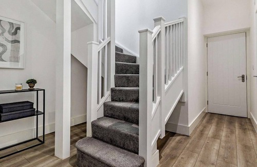 Barton-upon-Humber Apartment | 3 bedroom accommodation in Barton-upon-Humber