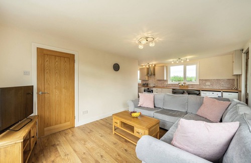 Llandrindod Wells Cottage | 3 bedroom accommodation in Hundred House, near Llandrindod Wells