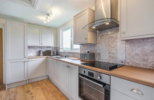 Llandrindod Wells Cottage | 3 bedroom accommodation in Hundred House, near Llandrindod Wells
