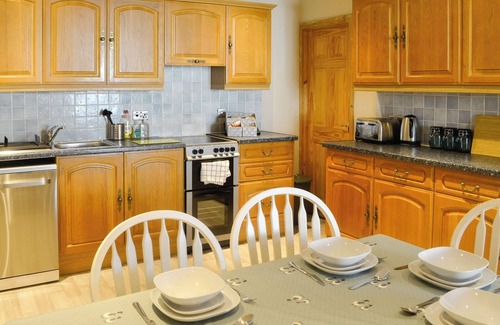 Lewiston Cottage | 3 bedroom accommodation in Drumnadrochit, near Inverness