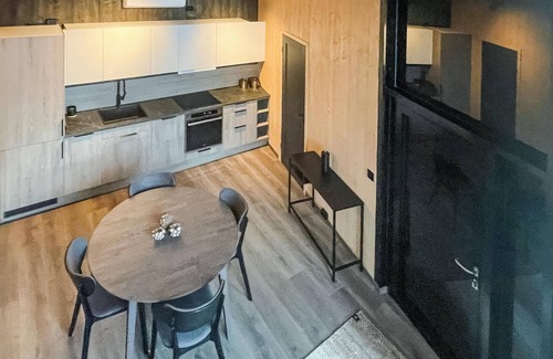 Lunner House | 3 bedroom accommodation in Grua