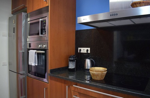 Altafulla Apartment | 3 Bedroom Air Conditioned Apartment With Large Terrace And Community Pool