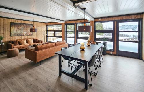 Tinn Apartment | 3 Bedroom Awesome Apartment In Rjukan