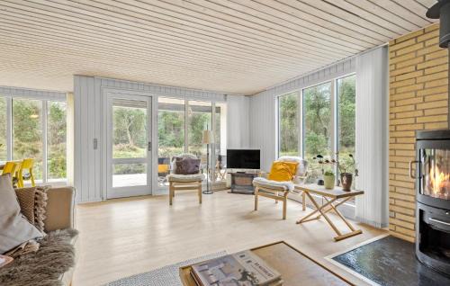 Lodbjerg Hede House | 3 Bedroom Awesome Home In Ringkøbing