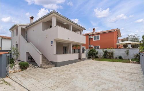 Barbariga House | 3 Bedroom Awesome Home In Barbariga