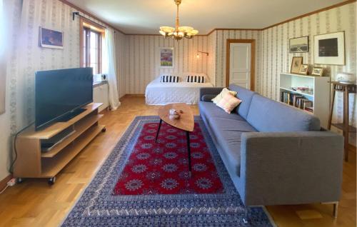 Kolboda House | 3 Bedroom Beautiful Home In Hagby