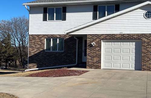 West Bend Condo | 3-bedroom condo in charming West Bend with AC, WiFi. Enjoy your stay