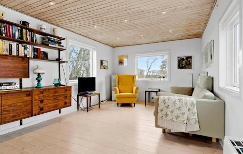 Skibby House | 3 Bedroom Cozy Home In Skibby