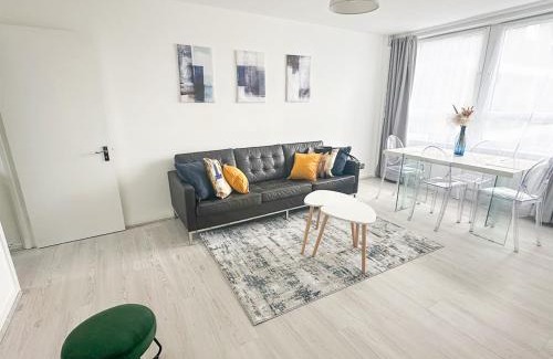 De Beauvoir Apartment | 3 Bedroom Flat Haggerston, Hackney, London