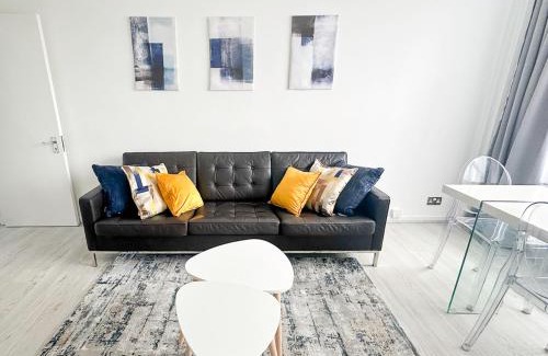 De Beauvoir Apartment | 3 Bedroom Flat Haggerston, Hackney, London