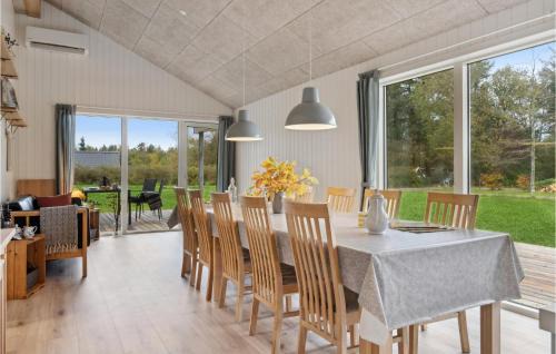 Trend House | 3 Bedroom Gorgeous Home In Løgstør