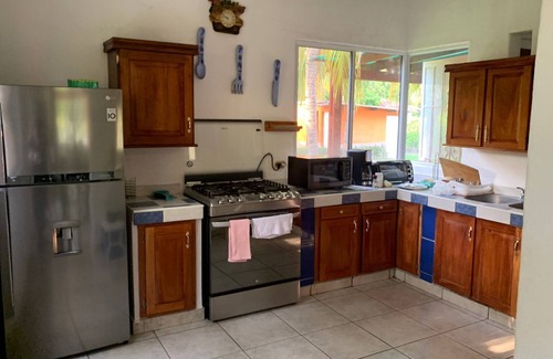 Los Cobanos House | 3-bedroom house in fabulous Los Cobanos with AC, Surrounded by trees and birds