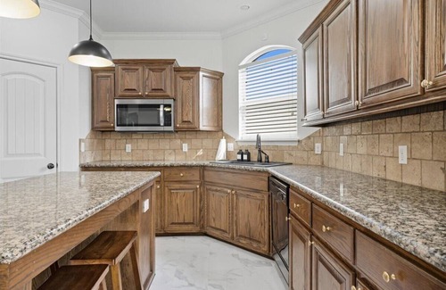 Lubbock House | 3 bedroom house in welcoming SW Lubbock