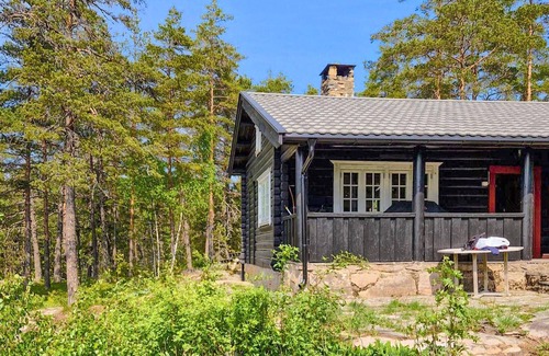 Moss Municipality House | 3 bedroom lake front home in Sperrebotn