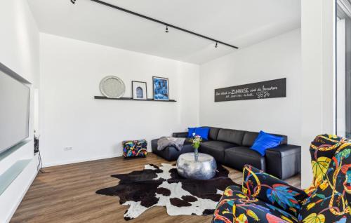 Kirchen House | 3 Bedroom Lovely Home In Kirchen - Sieg