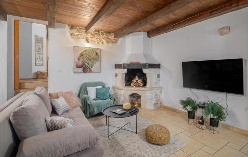 Sorici House | 3 Bedroom Lovely Home In Sorici