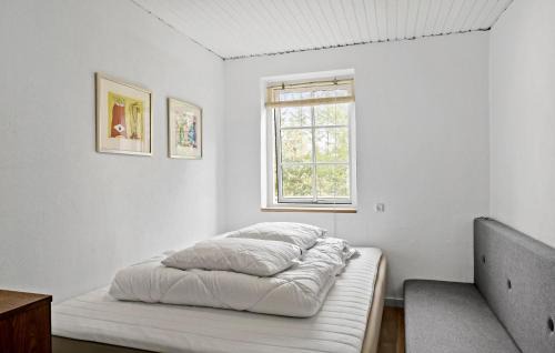 Hou House | 3 Bedroom Ocean Front Home In Hals