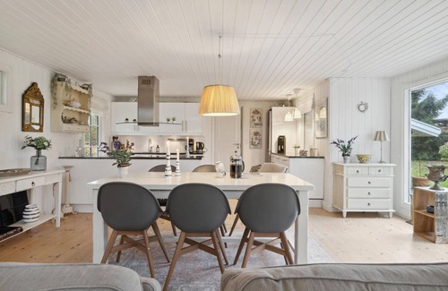 Hornbaek House | 3 bedroom pet friendly home in Hornbæk