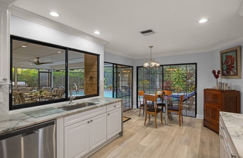 Kings Lake House | 3 bedroom pool homes less than 5 miles to downtown and beaches and pickleball