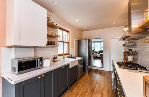 Mapperley House | 3 Bedroom Semi-Detached House Ideal for Corporate Stays in Nottingham