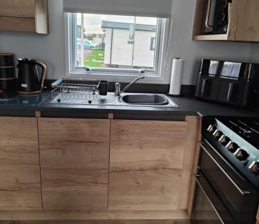 Whitley Bay Resort | 3 Bedroom Static Caravan, Sleeps 8, New 2025!