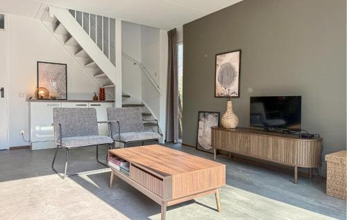 Hoeven House | 3 Bedroom Stunning Home In Hoeven