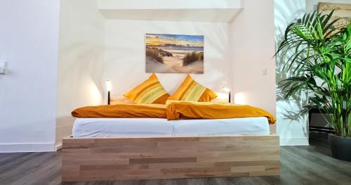 Siegen Apartment | 3 bedroom Suite, kitchen, terrace in upper town