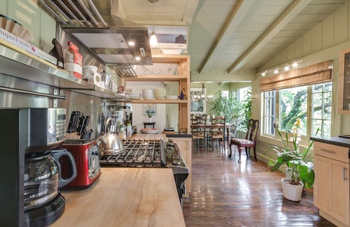 Mill Valley House | 3-bedroom vacation home just 11 minutes to San Francisco Bay