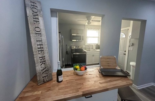 Columbus House | 3 BR home by German Village and Close to Downtown Columbus