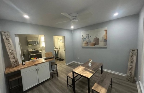 Columbus House | 3 BR home by German Village and Close to Downtown Columbus