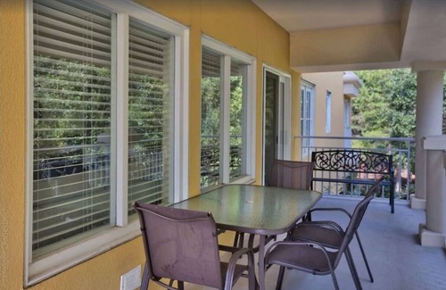 Daufuskie Island Condo | 3 BR Villa Steps from Bloody Point Beach
