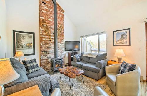 Carroll County Apartment | 3 Mi to Attitash Resort Condo with Mtn Views!