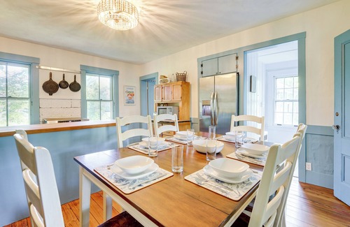 South Dennis Cottage | 3 Mi to Beach: Historic Farmhouse on Cape Cod!