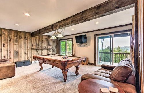 Beech Mountain House | 3 Mi to Beech Mtn Treetop Cabin with Deck and Views