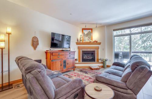 Willow Grove Apartment | 3 Mi to Dillon Reservoir Condo with Hot Tub Access!