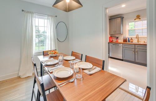 Lexington Apartment | 3 Mi to Dtwn Updated Home with Hot Tub in Lexington