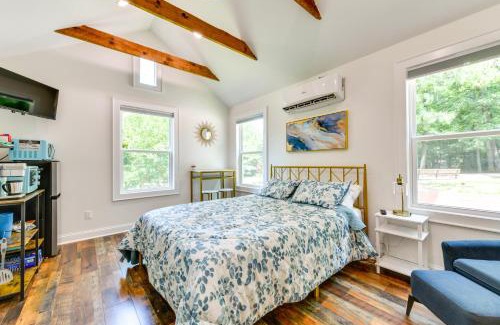 Winston - Salem Apartment | 3 Mi to Dtwn Winston-Salem Studio on Miller Park!