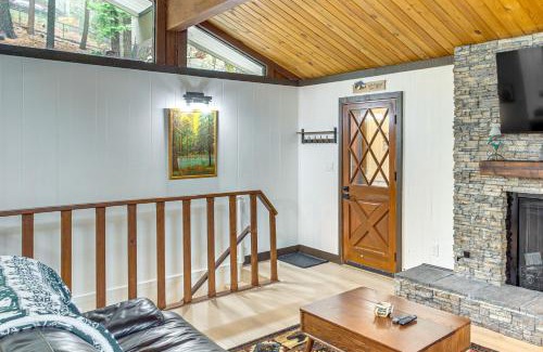 Arrowhead Villas House | 3 Mi to Lake Arrowhead Village Pine-View Home!
