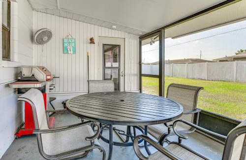 Venice Gardens House | 3 Mi to Venice Beach Pet-Friendly Home with Yard