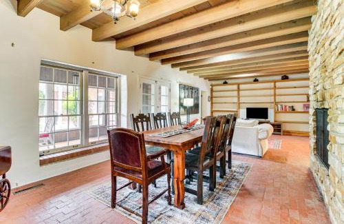 Near North Valley House | 3 Mi to Zoo and Garden ABQ Home with Heated Pool!