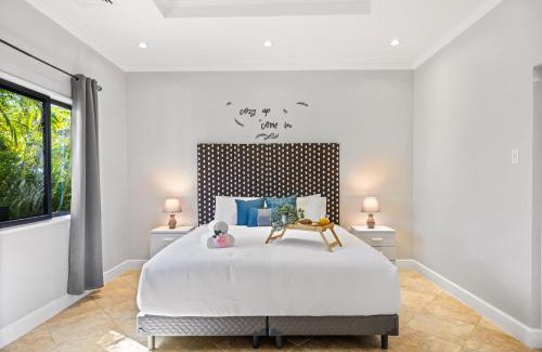 Opal Villa | 3 Min To Beach W Pool, Jacuzzi & Gym By Top Tier