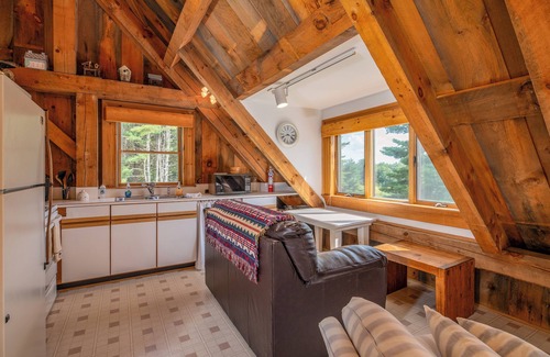 Sunday River Area Apartment | 3 Minutes To Ski Lifts With Fantastic Views!
