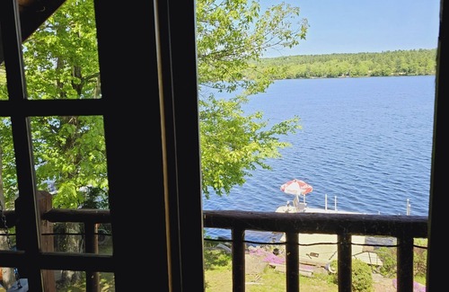 Washington House | 3 Night FALL SPECIAL best time of year to be on the lake. Fri, Sat, Sunday,