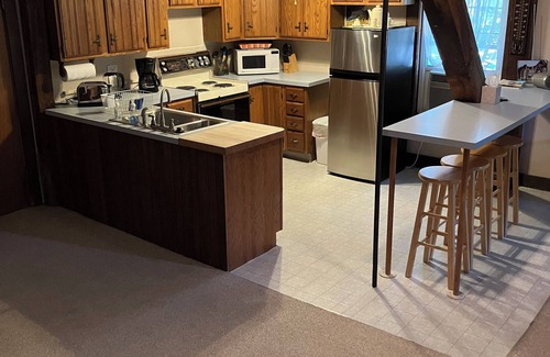 Seneca Falls House | 3's a Charm - Relax after wine touring, sightseeing & shopping