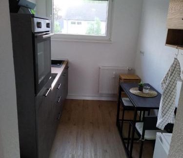 Rheinhausen Apartment | 3 Zi 65qm, Messe DUS, Logport