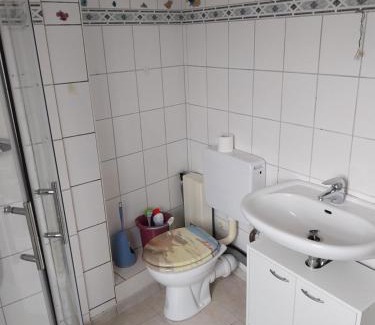 Crumstadt Apartment | 3 Zimmer Ferien & Monteurwohnung 1 Etage