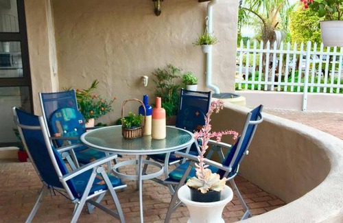 Welgemoed Apartment | 30 m² Apartment ∙ 2 bedrooms ∙ 4 guests