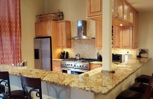 Sagle House | 30 min to Schweitzer. Sleeps 12, Hot Tub, Movie Theater Room!