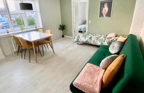 Billund Apartment | 300 meter walk to LEGO house - 50m2 COZY apartment - unit D