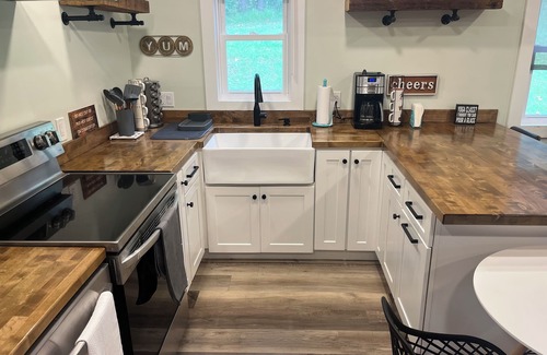Tannersville House | 322 Learn Rd
